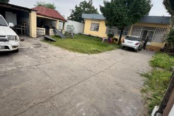 Parcelle  Lemba salongo 17 sur 40m 350.000